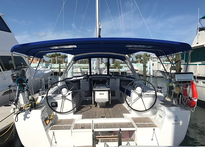 How Do You Extend a T Top Sun Shade Over the Bow of a Center Console?