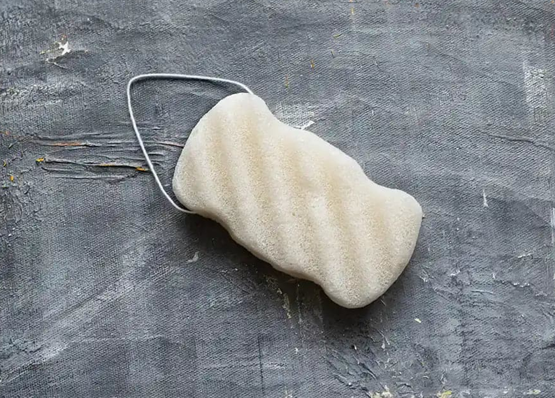 How to Choose the Right Exfoliating Tool for Face Care at Home
